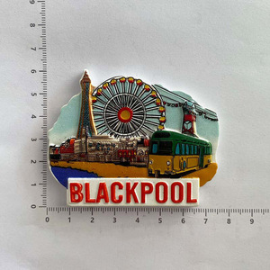 Aimants de réfrigérateur en résine 3D avec points de repère multi-villes du Royaume-Uni - <span class=keywords><strong>Londres</strong></span>/Ecosse/Blackpool, souvenir de <span class=keywords><strong>voyage</strong></span>, cadeau moderne et durable, imprimé en typographie - Product Image 4