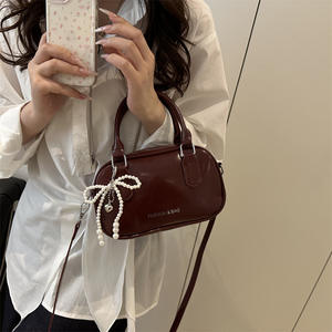 Wholesale Fashionable Simple <b>Small</b> Square Women's New Style Pearl Bow Zipper Closure Shoulder <b>Crossbody</b> <b>Handbag</b> - Product Image 4
