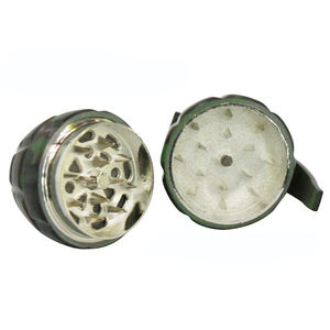 Amoladora <span class=keywords><strong>de</strong></span> hierbas negra <span class=keywords><strong>de</strong></span> 43mm <span class=keywords><strong>de</strong></span> tres capas, <span class=keywords><strong>Granada</strong></span> <span class=keywords><strong>de</strong></span> aleación <span class=keywords><strong>de</strong></span> Metal, molinillo <span class=keywords><strong>de</strong></span> tabaco <span class=keywords><strong>de</strong></span> modelado novedoso, venta al por mayor - Product Image 3