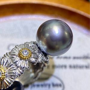 แหวนเงินแท้ S925 สไตล์ฝรั่งเศส ลายดอกเดซี่ ขนาด 11-12 มม. ดีไซน์ปากแหวนปรับได้ ประดับมุกสีเทาแพลตตินัมทรงหัวใจ บรรจุกล่องของขวัญ - Product Image 2