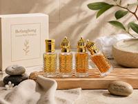 Vente en gros de flacons roll-on de luxe pour huiles essentielles, cosmétiques et parfums, en verre, avec bouchon à vis doré et motif feuille, 3ml, 6ml, 9ml, 12ml, MOQ