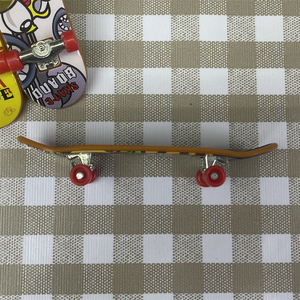 Cadeau promotionnel classique jouet alliage support touche <span class=keywords><strong>Tech</strong></span> <span class=keywords><strong>Deck</strong></span> <span class=keywords><strong>Skate</strong></span> Board camions en plastique <span class=keywords><strong>Mini</strong></span> <span class=keywords><strong>doigt</strong></span> planche à roulettes - Product Image 4
