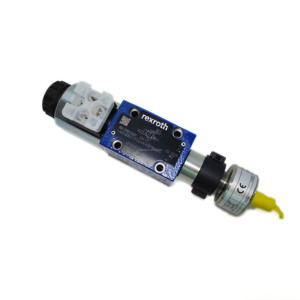 Pilote proportionnel R900949710 4WRZ10W6-85-70/6EG24N9ETK4/D3V R900958589 4WRZE16W8-100-70/6EG24N9EK31/F1V - Product Image 1