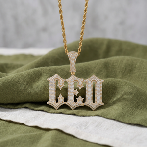 Colgante con inicial G E D en plata con moissanita y chapado en oro, estilo hip-hop, de lujo, para fiestas, eventos y ocasiones, joyería de moda. - Product Image 2