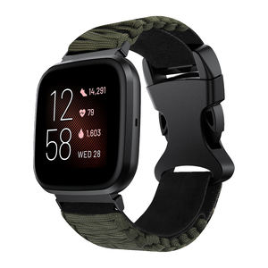 Eraysun Ceinture Tissu Smartwatch <span class=keywords><strong>Bracelet</strong></span> pour <span class=keywords><strong>Fitbit</strong></span> <span class=keywords><strong>Versa</strong></span> <span class=keywords><strong>1</strong></span> 2 Acier Inoxydable + Nylon + ABS Style <span class=keywords><strong>Bracelet</strong></span> Sport Bracelets de Montre - Product Image 1