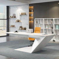 Table de direction moderne à la mode Grand bureau avec une simplicité élégante Peint Président Bureau Bugatti Table