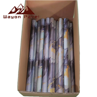 Papier peint imperméable Wayon luxueux en PVC à texture marbrée, utilisé pour la décoration murale de la maison.