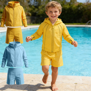 Nouveauté : Ensemble <span class=keywords><strong>de</strong></span> <span class=keywords><strong>piscine</strong></span> pour garçons avec short à manches longues et maillots <span class=keywords><strong>de</strong></span> <span class=keywords><strong>bain</strong></span> personnalisés anti-UV pour garçons - Product Image 1