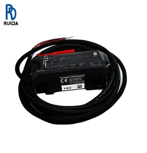 KEYENCE GT2-71N เซ็นเซอร์สัมผัสดิจิตอลความแม่นยำสูง ชนิดราง DIN NPN ของแท้ใหม่ - Product Image 1