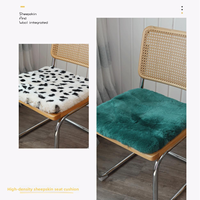 Échantillon de support de vente en gros d'usine, coussin carré antidérapant en fourrure véritable et peluche de peau de mouton pour siège de voiture et de bureau