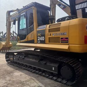 Excavatrice sur pneus Komatsu PC240 d'occasion d'origine japonaise, 24 tonnes, robuste, avec moteur, boîte de vitesses et pompe pour travaux de terrassement et de construction CE - Product Image 2