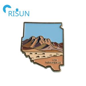 Fabbricazione di metallo personalizzato per noi nuovo stato del Messico forma mappa spilla smalto Zia Sun indiano bandiera simbolo spilla distintivo spilla - Product Image 4
