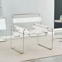 Fauteuil de salon moderne Wassily avec structure en métal chromé, robuste, en cuir PU blanc, avec accoudoirs à sangles, pour la maison et le salon