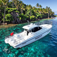 Yacht de pêche de luxe en fibre de verre de 38 pieds avec moteur hors-bord pour les fêtes de pêche de loisirs, les croisières touristiques