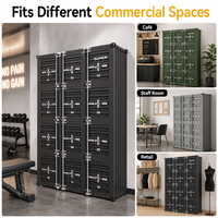 Armoire de rangement industrielle de type conteneur avec portes numérotées pour garage, atelier, café, salle d'exposition, projet