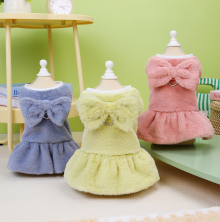 लक्जरी राजकुमारी लड़की कुत्ते स्कर्ट पालतू वस्त्र फैशन मोटी बालों वाली गर्म चमकदार रंग पतली चिकन गर्म कुत्ते कोट जैकेट - Product Image 2