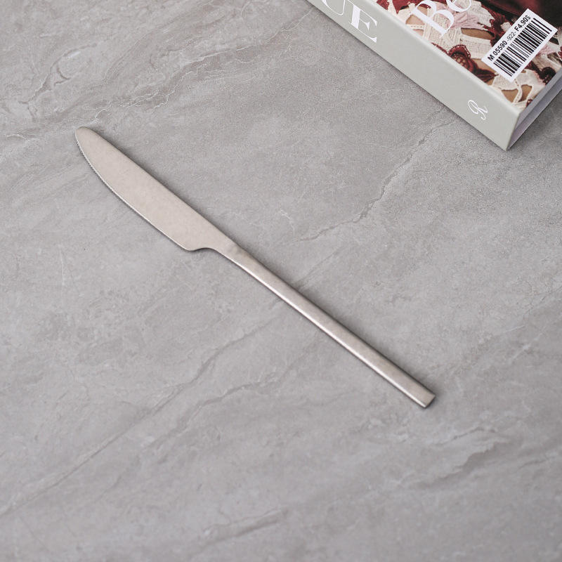 Couteau argenté (21,4*2)