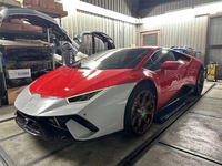 Mise à niveau vers le becquet de pare-chocs avant et arrière en fibre de carbone de haute qualité de style P pour Lamborghini Huracan LP610 LP580 Kit de carrosserie