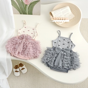 Mayorista Personalización Verano Bebé <span class=keywords><strong>Chaleco</strong></span> Top Niña Casual Estilo Occidental Traje con Lazo Impreso Thin Wisteria Fabric - Product Image 1