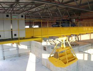 QZ de modelo de doble haz levantar cuchara puente grúa - Product Image 2