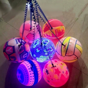 <span class=keywords><strong>Ballon</strong></span> lumineux clignotant en gros, promotion, <span class=keywords><strong>ballon</strong></span> de plage gonflable néon en PVC, <span class=keywords><strong>ballon</strong></span> de basket, jouets LED pour fête d'enfants, cadeau pour garçons et filles - Product Image 5