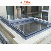 Fenêtre de toit en verre automatique en aluminium personnalisé Système de lucarne coulissante motorisée et rétractable électrique pour accès par escalier