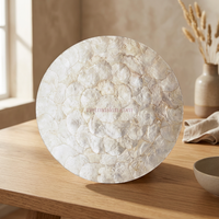 Napperons modernes en coquillages naturels en gros pour les marques de style de vie et la décoration de table à domicile, provenant du Vietnam