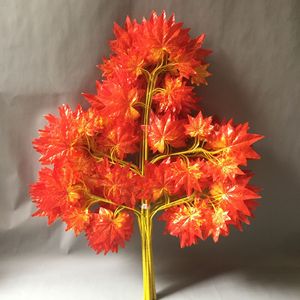 Feuilles d'érable artificielles Tainen 65 cm, fleurs en soie rouge, décoration de mariage, décoration de la maison, accessoires d'extérieur - Product Image 1