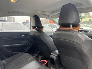 La Dongfeng <span class=keywords><strong>Peugeot</strong></span> <span class=keywords><strong>308</strong></span> 5 places est fabriquée en Chine avec une boîte de vitesses automatique, une voiture à essence. - Product Image 5