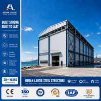 Structure d'entrepôt en acier robuste avec poutre de grue, durée de vie de 50 ans, conception et construction de hangar industriel anti-rouille