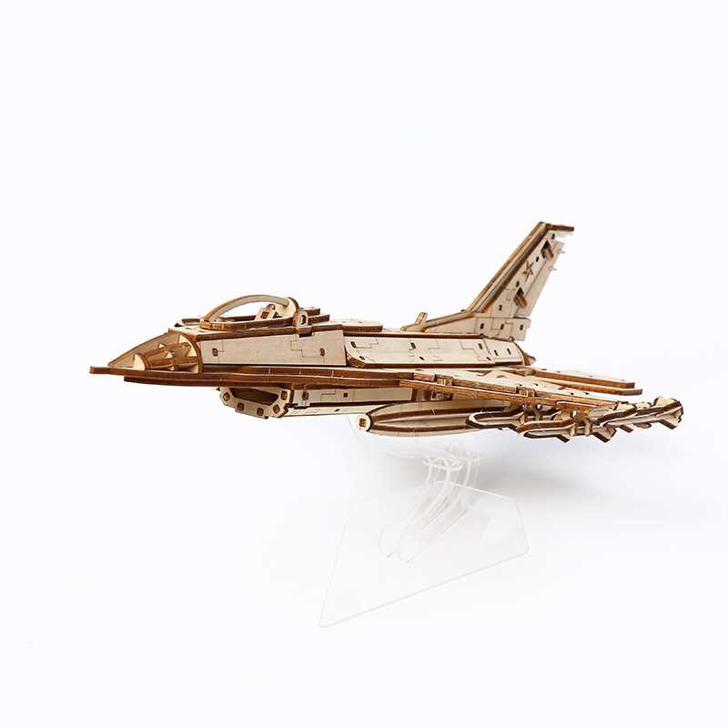 Laser-Cut-Mechanical-Fighter-