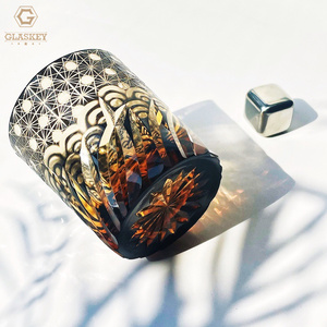 Verre à <span class=keywords><strong>whisky</strong></span> de style <span class=keywords><strong>japonais</strong></span> haut de gamme sculpté à la main bar à vin étranger verre à bière tasse en verre cristal nuage ambre - Product Image 2