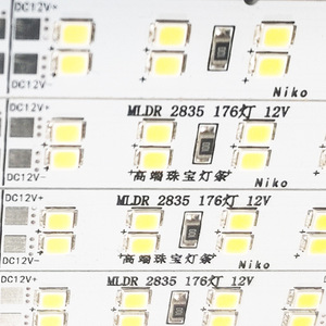 นิโก้ มลเดอร์ 2835 176 แถบไฟ LED 12V ความสว่างสูงแบบแข็งสองแถวสำหรับตู้โชว์เครื่องประดับแผงชั้นวางของ - Product Image 1