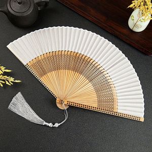 Abanico Plegable Portátil de Bambú Estilo Japonés Tradicional con Diseño de Fichas de Mahjong Pintadas para el Año Nuevo Chino, Danza Hanfu y Artesanía Cheongsam - Product Image 4