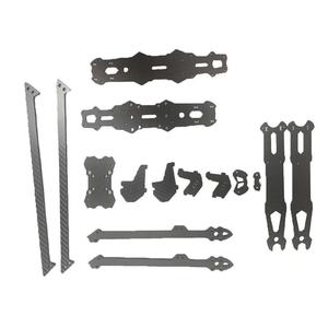 Fibre de carbone 3K découpée par CNC légère pour châssis de drone de marque personnalisée compatible pour UAV/FPV - Product Image 5