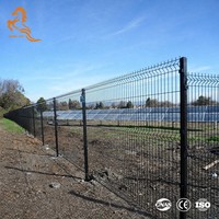 Panneau de clôture 3D résistant au vent avec motif à lattes alternées, inserts de confidentialité en PP PVC pour clôture grillagée, panneau de clôture 3D pour la protection de la vie privée
