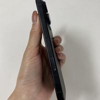 iPhone 16 Pro Ricondizionato Originale all'Ingrosso, Telefono Cellulare 5G con Batteria Eccellente, Condizioni Pari al Nuovo 99%, Sbloccato