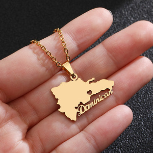 Collana pendente con cuore in acciaio inossidabile alla moda con mappa della repubblica dominicana gioielli di moda incentrati sul paese del Nord America - Product Image 3
