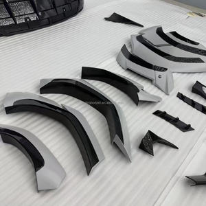 Kit carrosserie en fibre de carbone <span class=keywords><strong>s</strong></span>èche style 1016 pour Lamborghini <span class=keywords><strong>Urus</strong></span> <span class=keywords><strong>S</strong></span> : pare-chocs avant modifié, capot moteur, diffuseur arrière, aileron arrière - Product Image 4