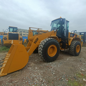 Chargeuse sur pneus d'occasion Cat 950H, faible nombre d'heures, d'origine japonaise, modèle classique robuste, efficace pour les carrières et la construction. - Product Image 4