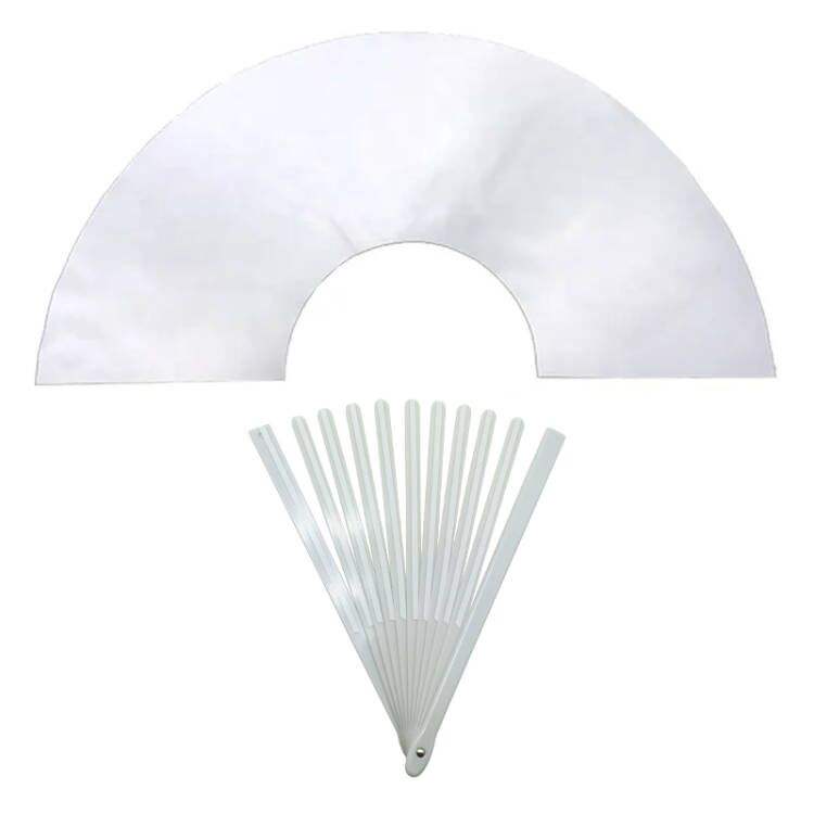 Nervures en plastique blanc