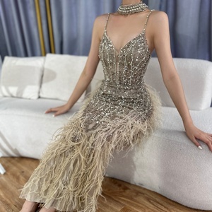 Abiti da Sera Bianchi Nude a Sirena con Perline e <span class=keywords><strong>Piume</strong></span> Serene Hill LA72047 Abiti da Ballo per Feste 2023 da Donna - Product Image 4