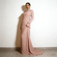 Robes de soirée musulmanes élégantes et formelles pour femmes, en tissu plissé, à col haut, à manches longues, de couleur rose clair, longueur au sol, douces et lisses