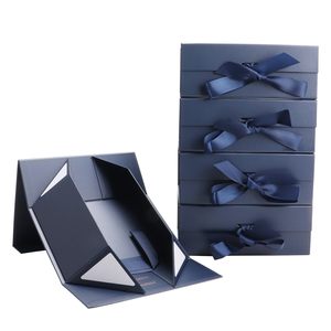 Caja de Regalo Magnética Negra de Lujo Hecha a Medida, Más Vendida, con Asa de Cinta, Cierre Magnético Plegable, Descubierta Tres Días Apenas - Product Image 3
