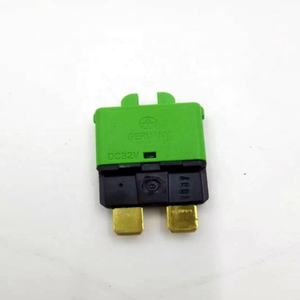 Mini disjoncteur réinitialisation automatique treuil à fusible à lame large disjoncteur automobile DC32V - Product Image 5