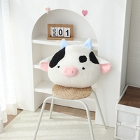 Coussin en peluche tête d'animal mignon en gros : ours, vache, lapin doux et moelleux pour la décoration de chambre et de canapé