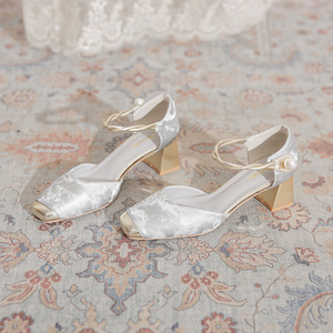 Zapatos de Tacón Bajo con Punta en Pico, Estilo Primavera, Gamuza Mate, Suela Delgada, Estilo Noble para Mujer - Product Image 2