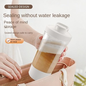 Nuevo en La Coctelera autoagitadora, coctelera recargable Usb para batidos de proteínas, batidos de repuesto para comidas, tazas de mezcla deportivas portátiles - Product Image 2