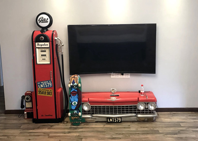 Wholesale Factory Custom Metal Vintage Red Oil Drums Dispenser Fuel Model Bar Decoration Metal Crafts Fuel Dispensers