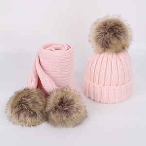 Bonnet <span class=keywords><strong>tricot</strong></span>é avec pompon pour bébés, garçons et filles, ensemble écharpe et bonnet avec fausse fourrure, vente en gros - Product Image 3